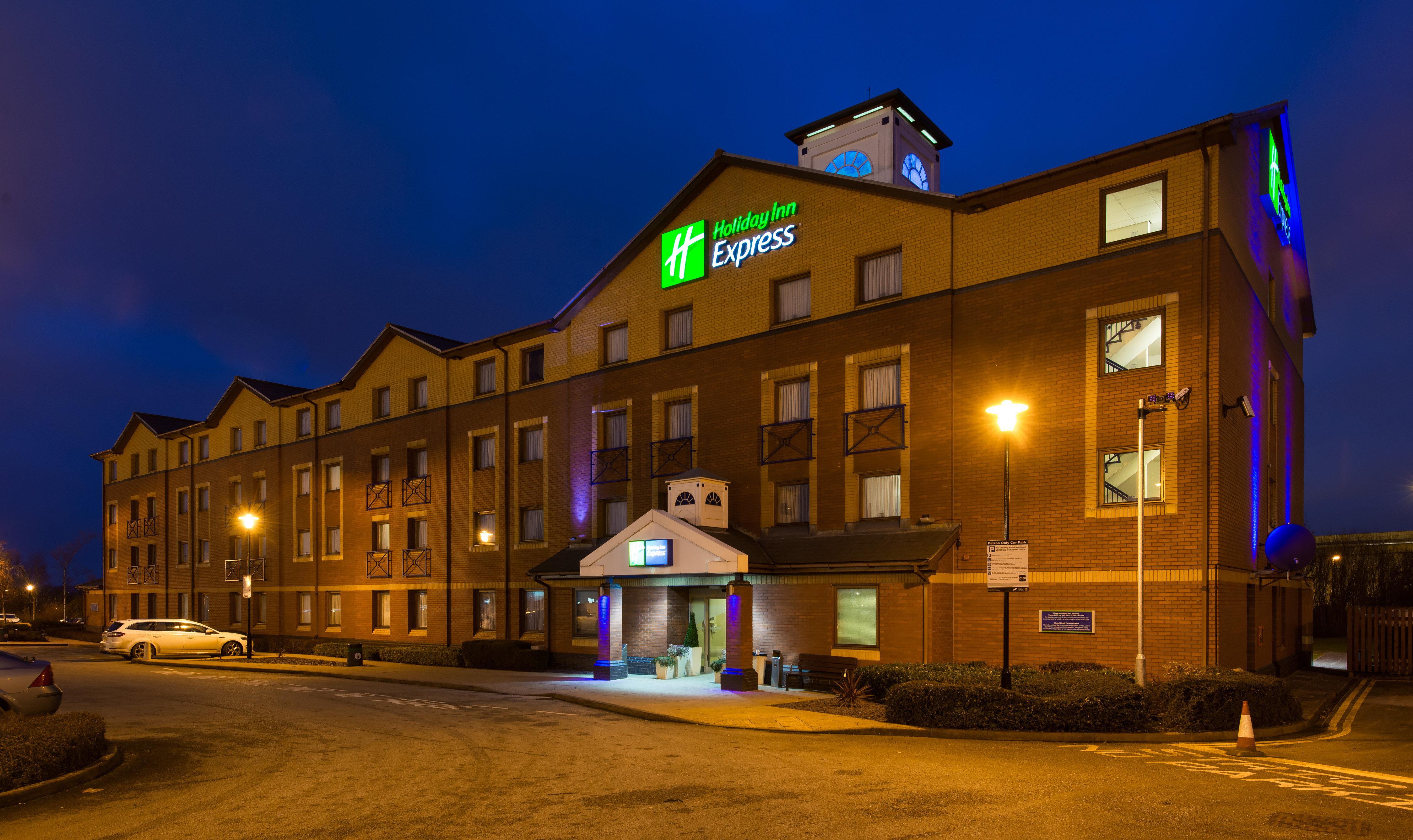 Holiday Inn Express Stoke-On-Trent, An Ihg Hotel Esterno foto