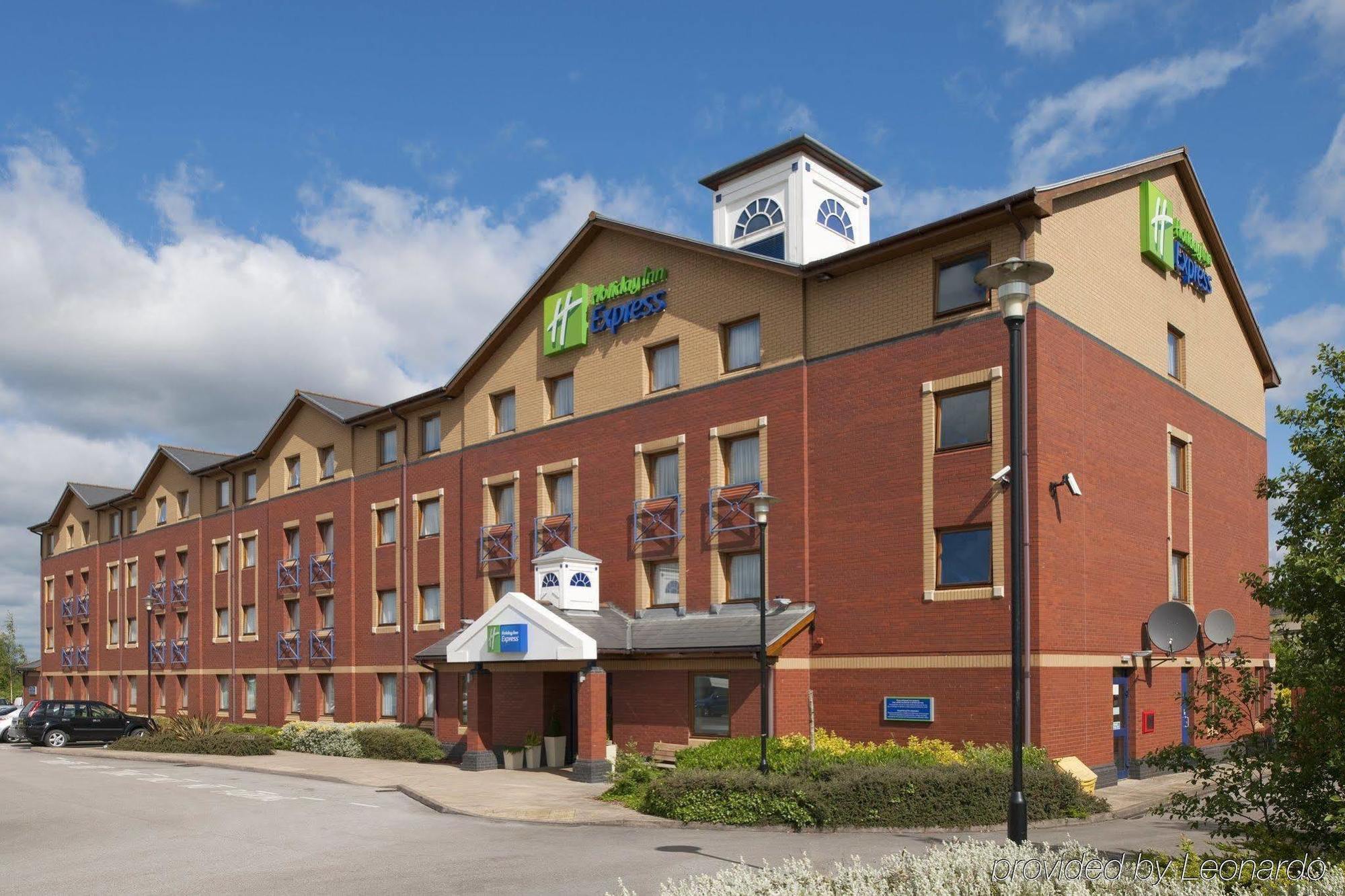 Holiday Inn Express Stoke-On-Trent, An Ihg Hotel Esterno foto